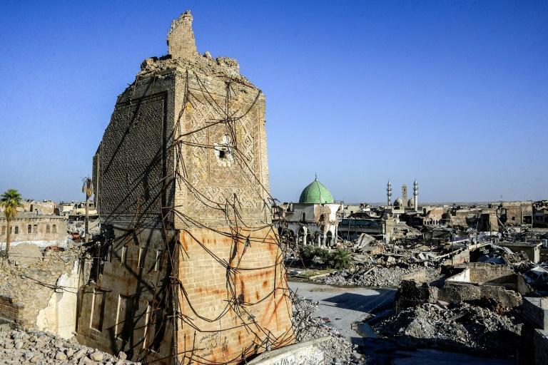 منارة الحدباء الشهيرة بعد تدميرها في الموصل بشمال العراق في صورة التقطت في 9 تموز/يوليو 2018